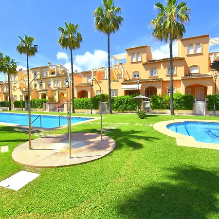 Alpstuga Casa Davagh Jávea